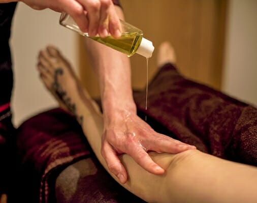 Aromatherapy Oil Massage
